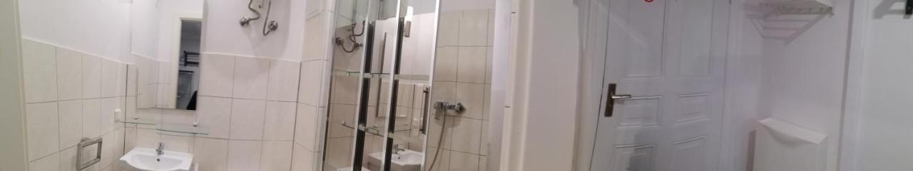 Gaestehaus City Stop Berlin Bagian luar foto