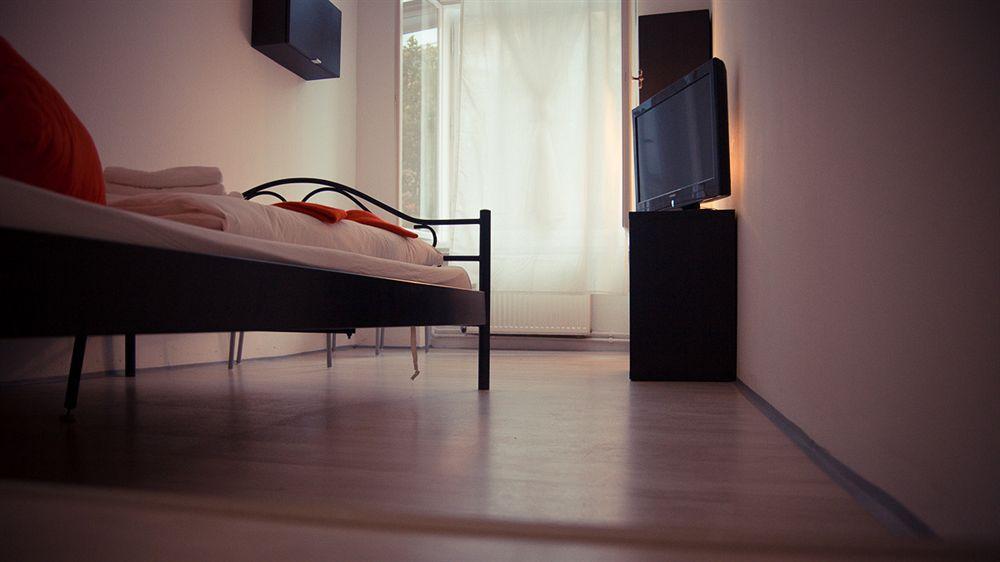 Gaestehaus City Stop Berlin Bagian luar foto