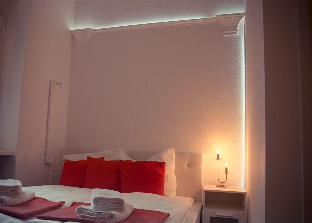 Gaestehaus City Stop Berlin Bagian luar foto