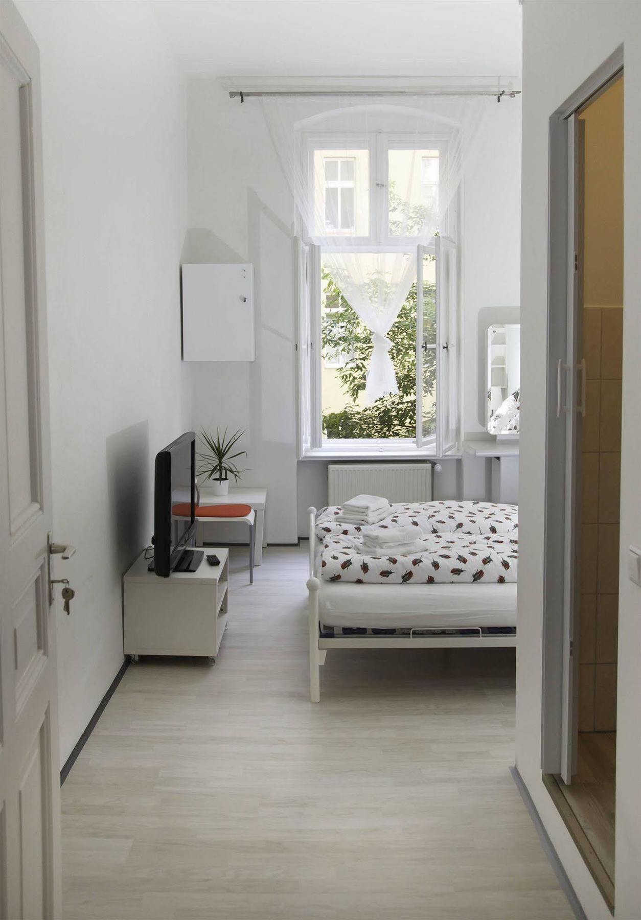 Gaestehaus City Stop Berlin Bagian luar foto