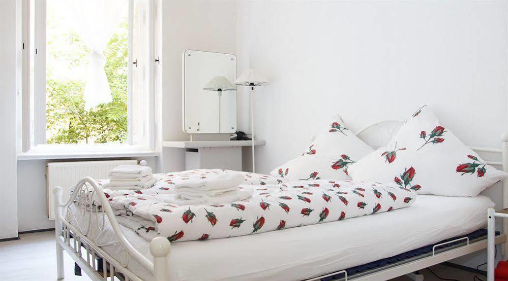 Gaestehaus City Stop Berlin Bagian luar foto